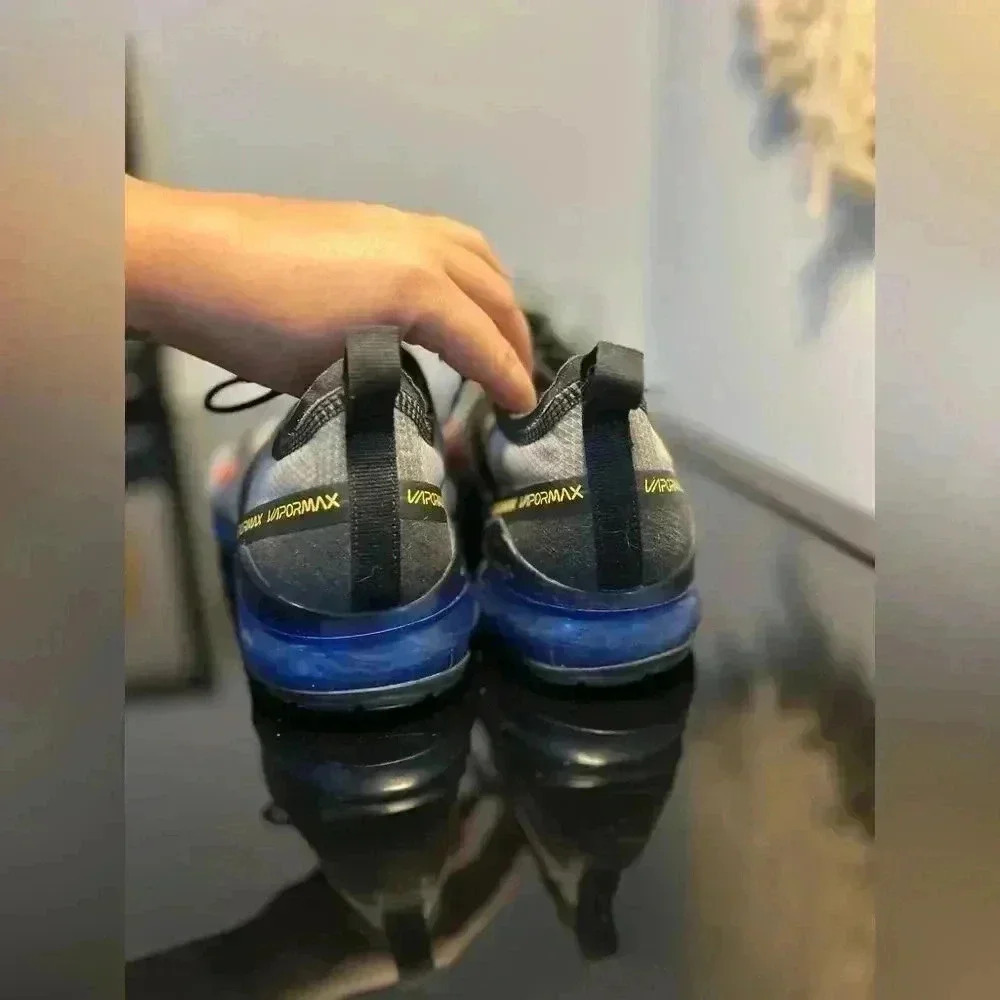 Nike Air Vapormax 2019 Black Hyper Blue AR6631-008 Men Size 11.5 - Picture 7 of 7